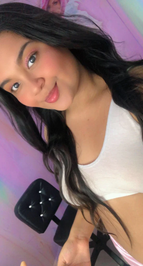 Samantha Curvyx's avatar