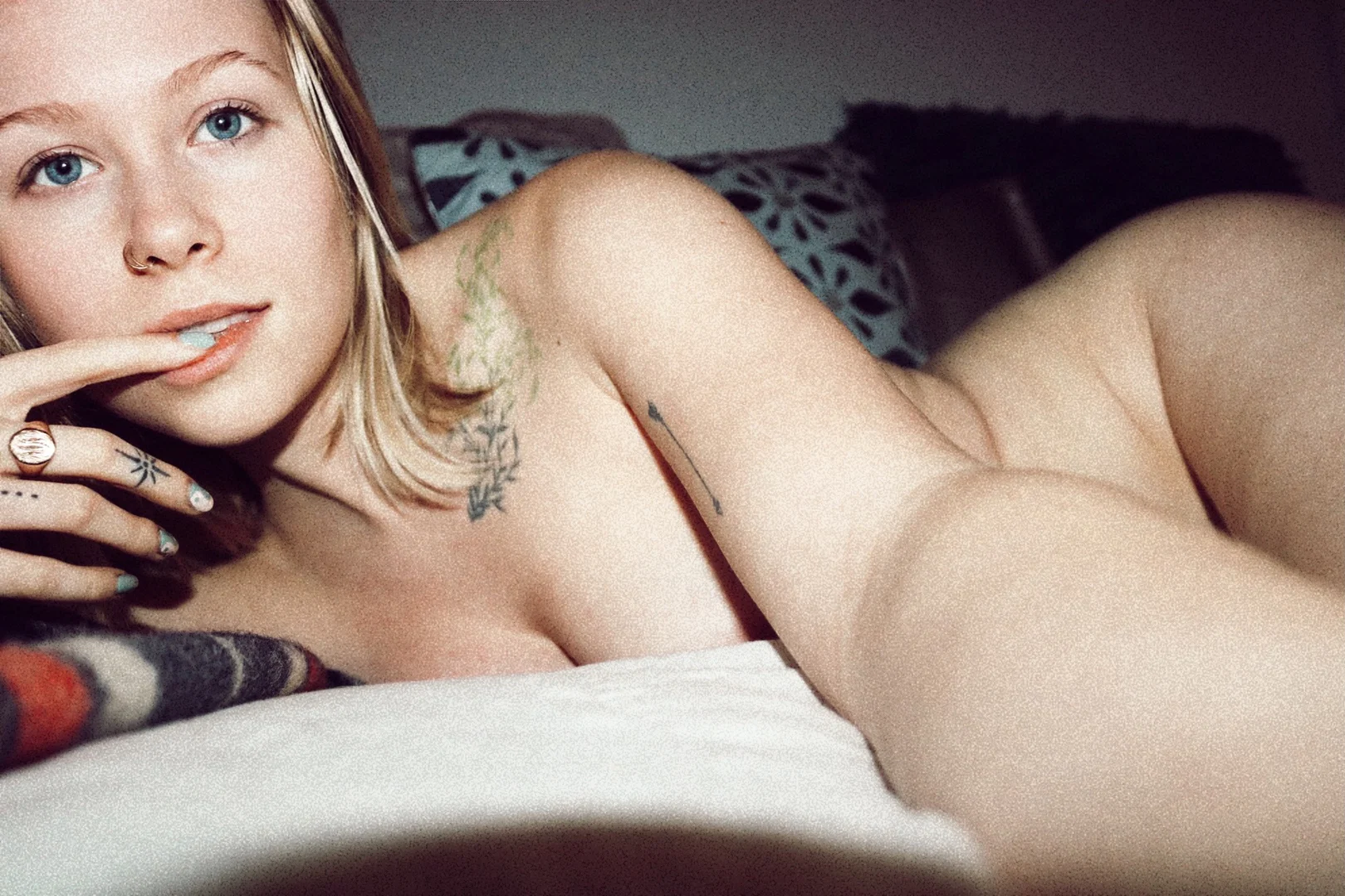 Mads profile banner