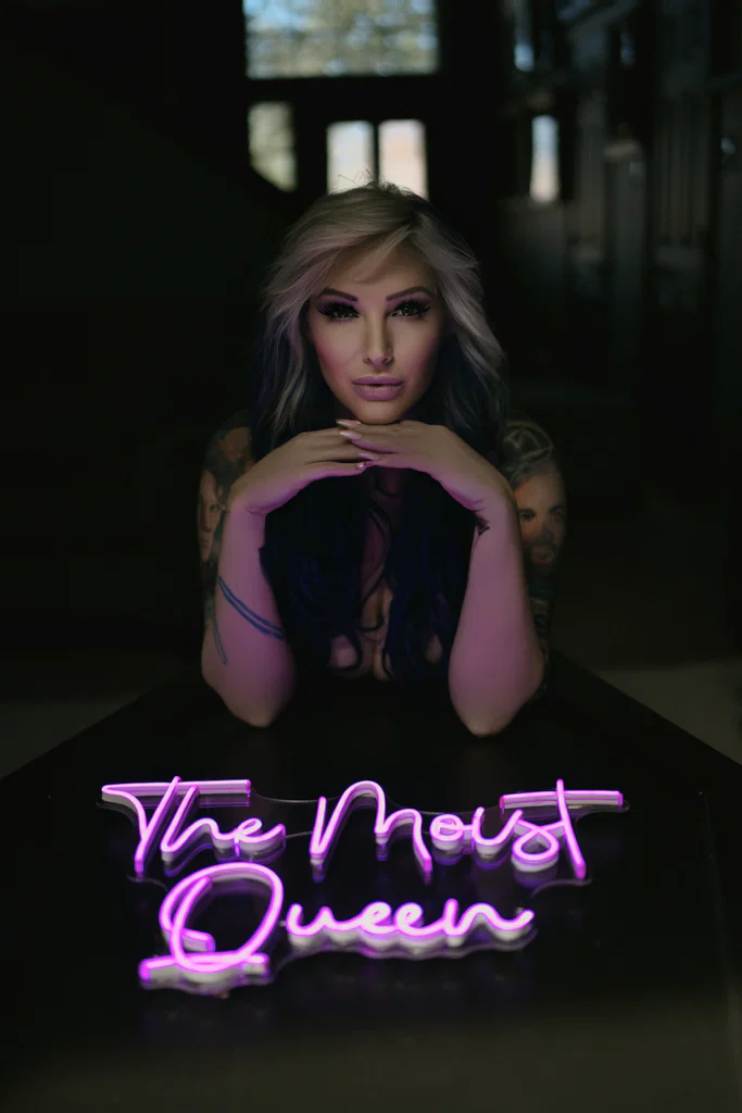 TheMoistQueen