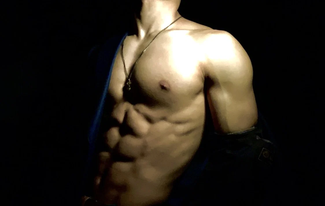 Jun profile banner