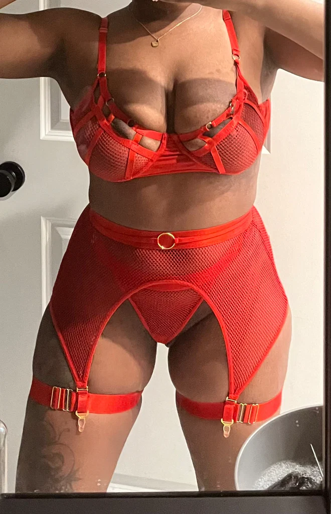 MistressKaiaKage