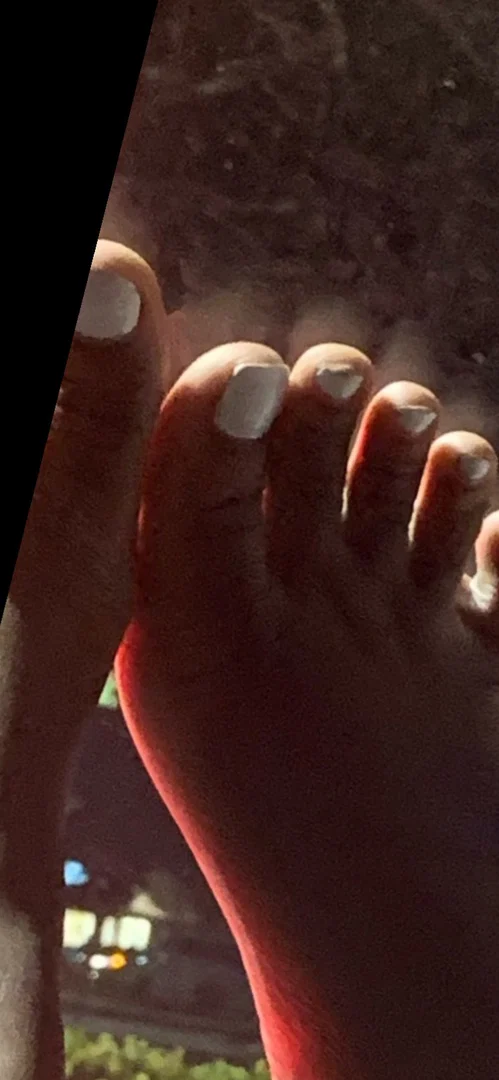 Feet Bae 🥰 profile banner