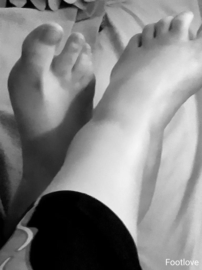 Footlove's avatar