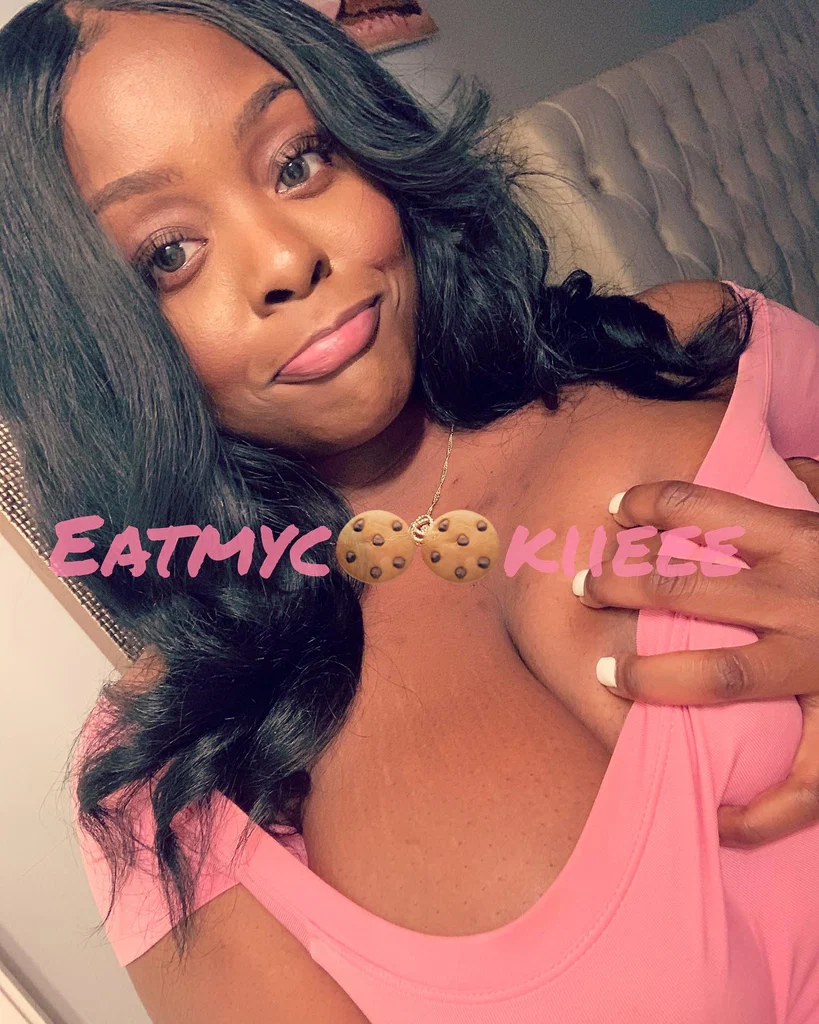 Tastemycookiieee's avatar