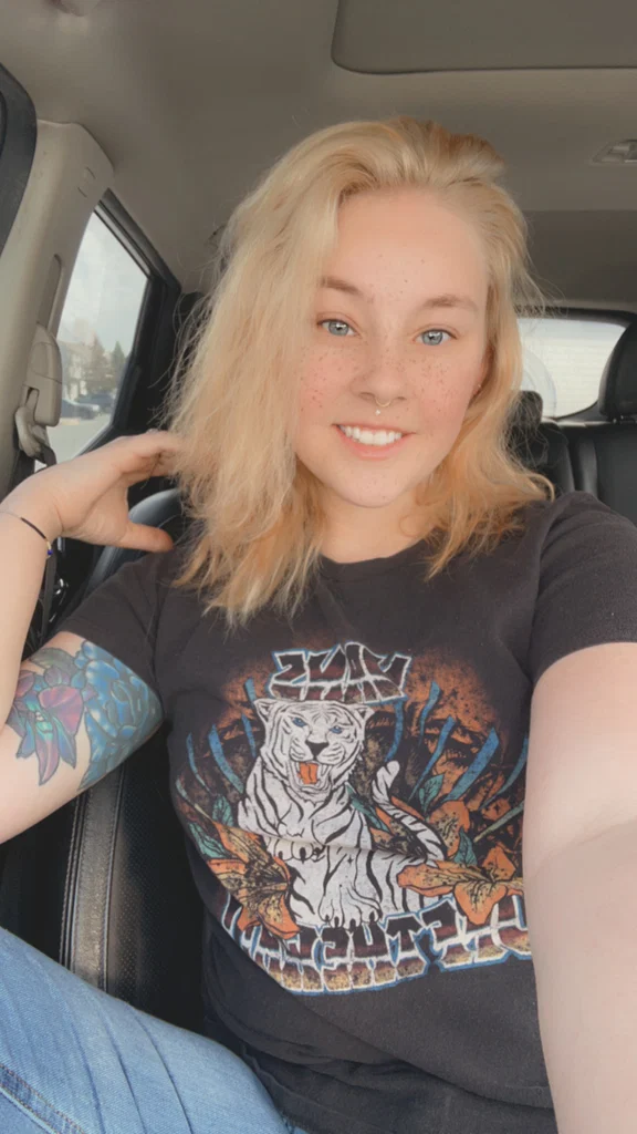 Florida peach's avatar