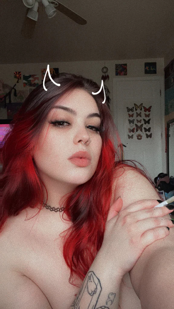 Ashlinn Rose's avatar