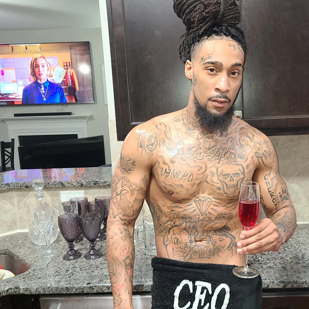 MR CEO's avatar