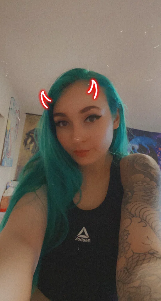 Kendra👾's avatar