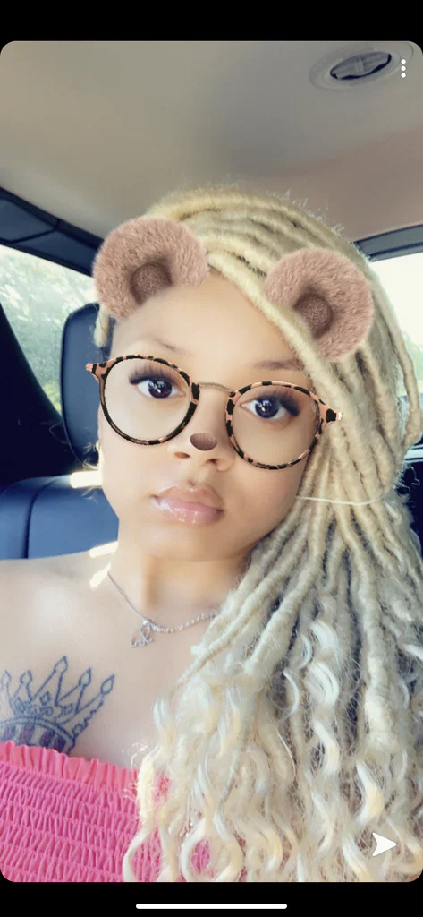 Alexis's avatar