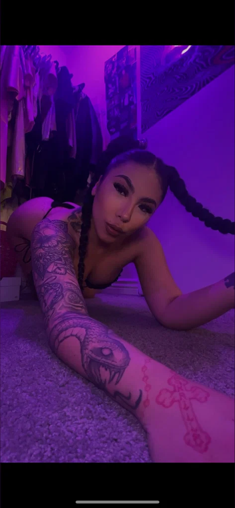 Lotus's avatar
