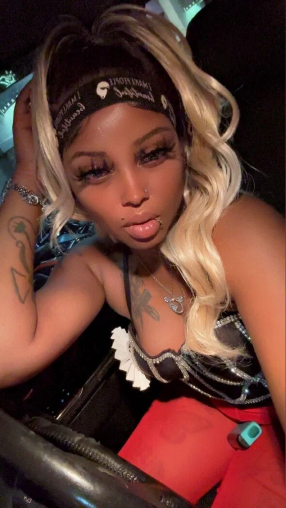 Queen2x's avatar