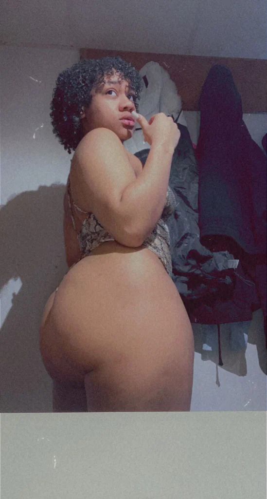 Golden Honey's avatar