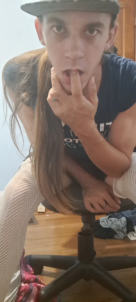 OhmEyeGoddess's avatar