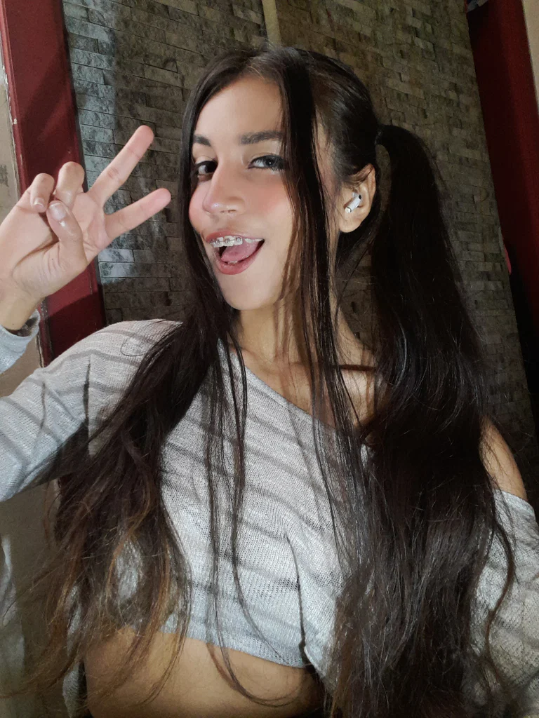Sarah VIP🌸's avatar