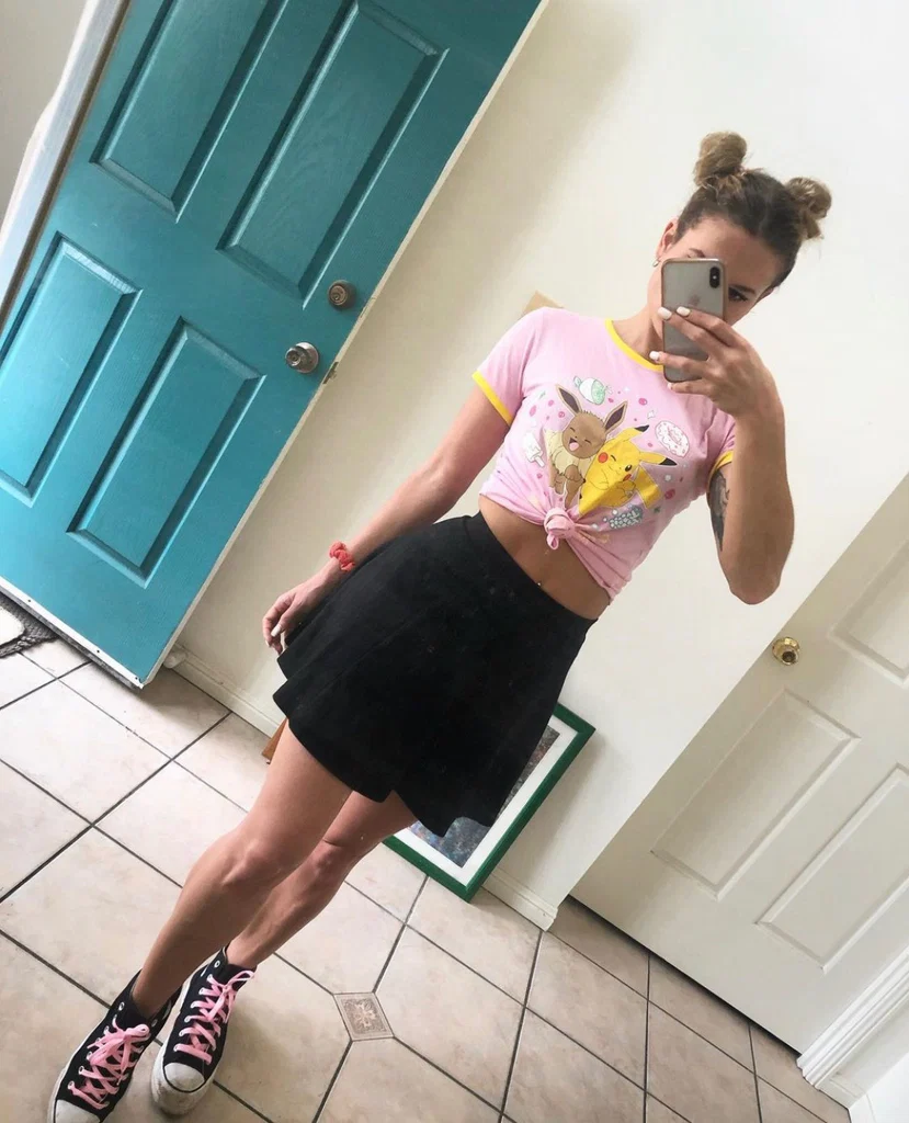 x Evee x's avatar