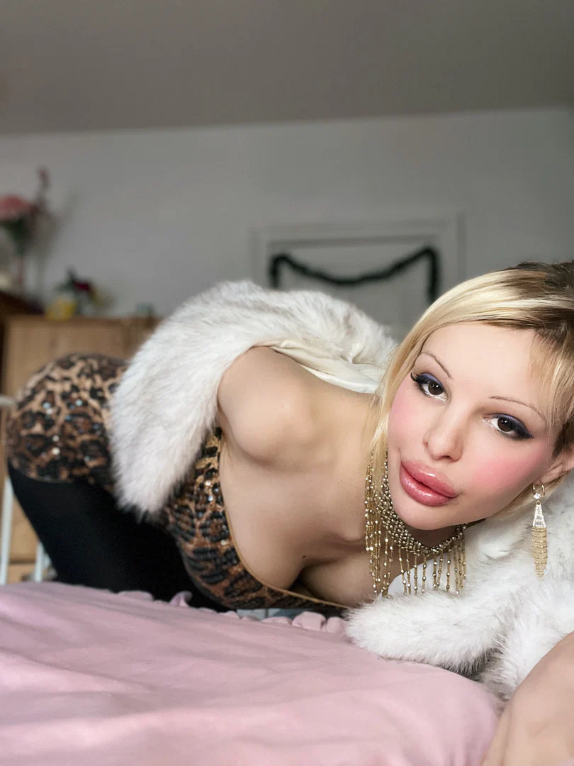 Blonditwink profile banner