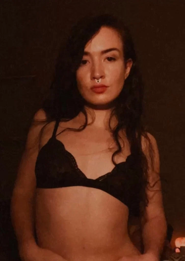 L