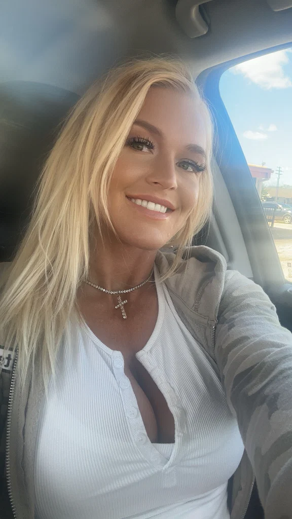 blondebaby27's avatar