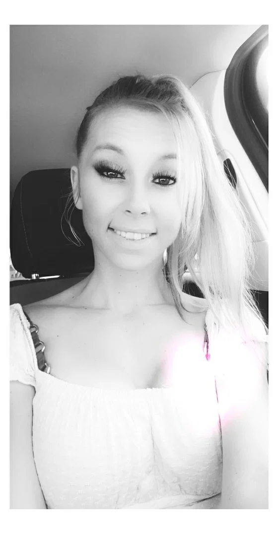 Sarah Knoxxx profile banner