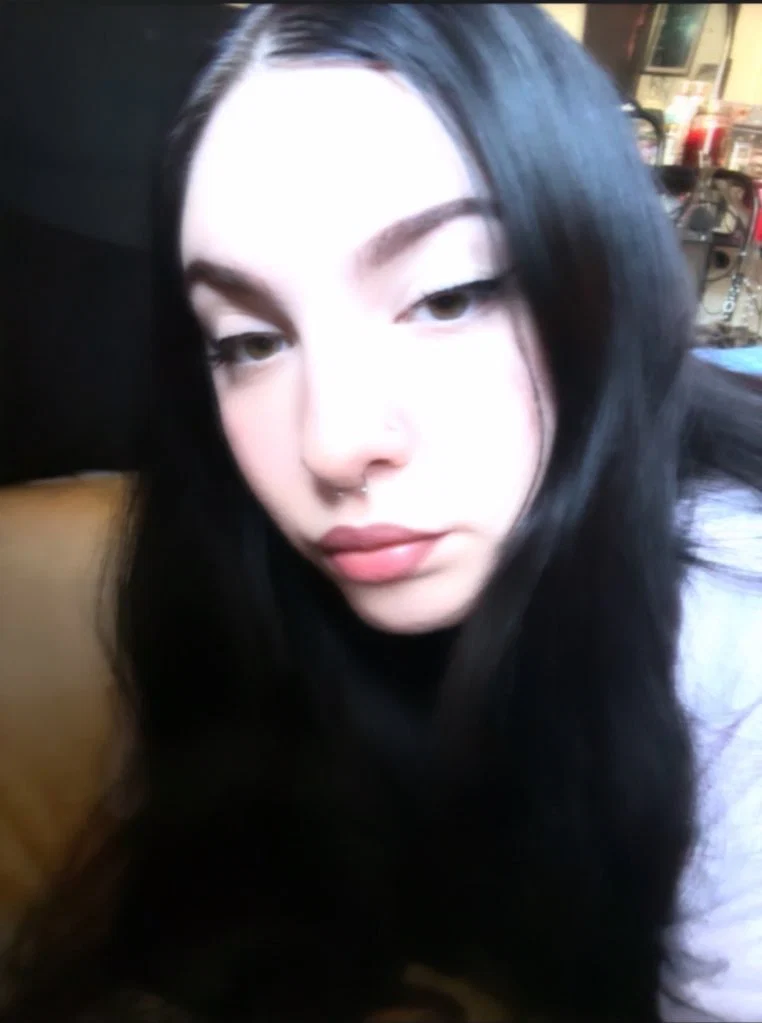pretty naya's avatar