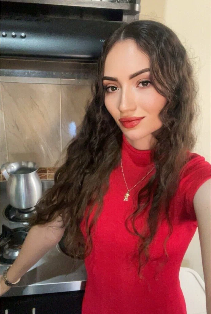 Mariana Leon's avatar