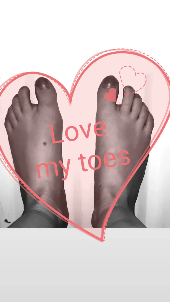 Tiny Dainty Feet's avatar