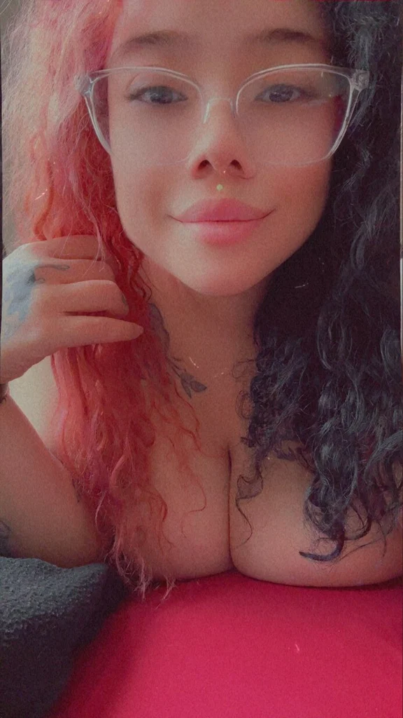 Briella 🍑's avatar