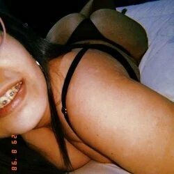 Aluney Big Boobs 🍈🍈's avatar