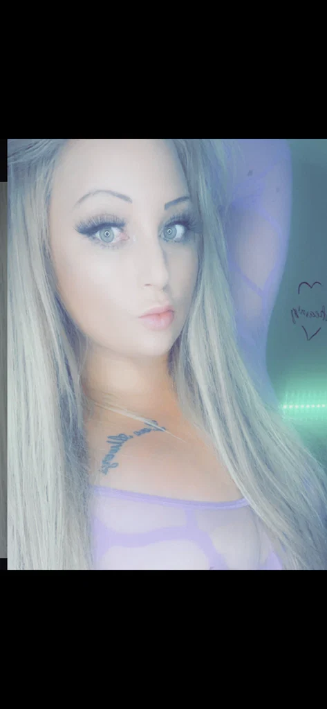 Lia 💕💦🍑🔥's avatar