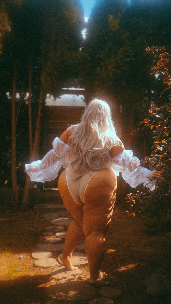 alexandra's avatar