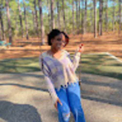 🤫's avatar