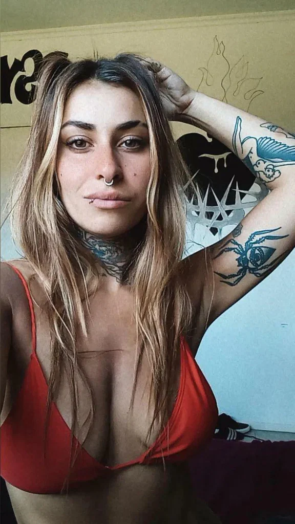 Belen Funes's avatar