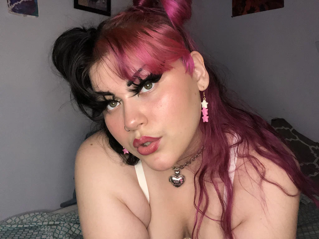 ☾˙❀Genie Haunts❀˙☽'s avatar