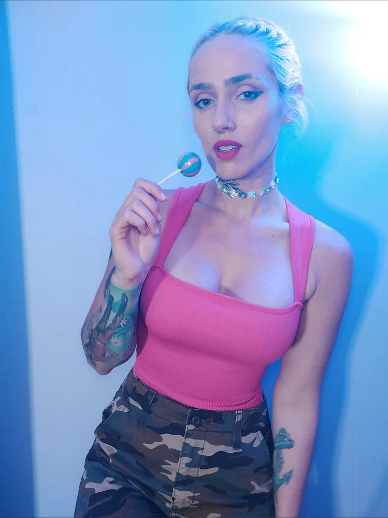 Mel's avatar