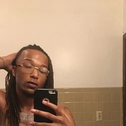 DaddyRedIce's avatar