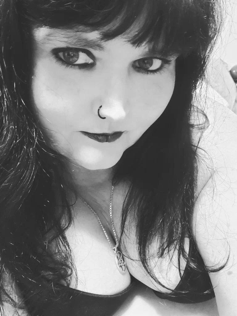 Enchantress Pain's avatar
