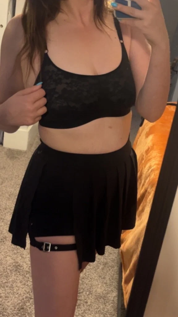 Mandy Danielle 🖤