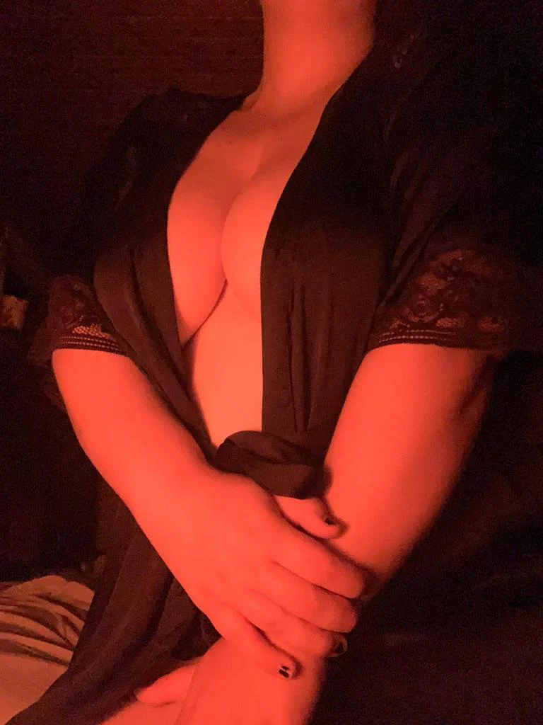 Devony uncensored 💦 profile banner