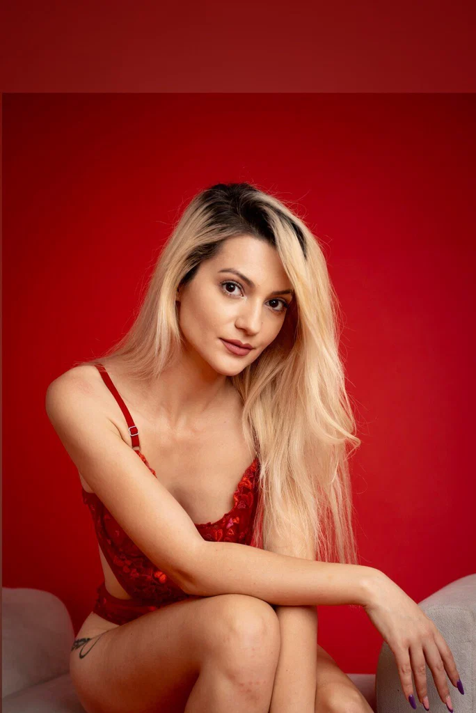 Blonde Queen's avatar