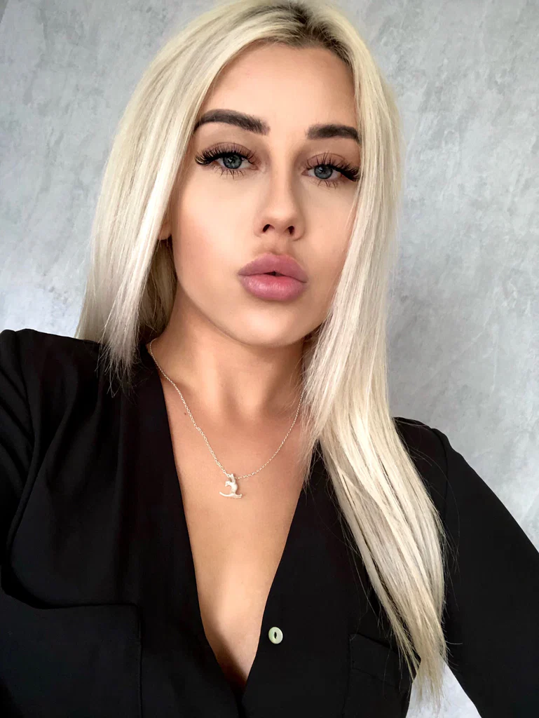 Vicky's avatar