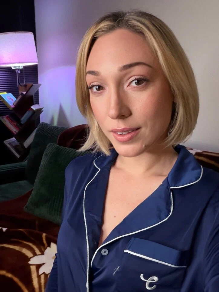 Lily LaBeau's avatar