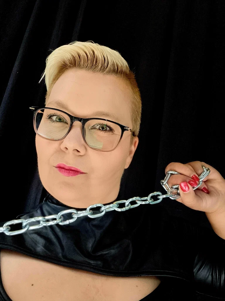 Domina Lady Susan Berlin's avatar