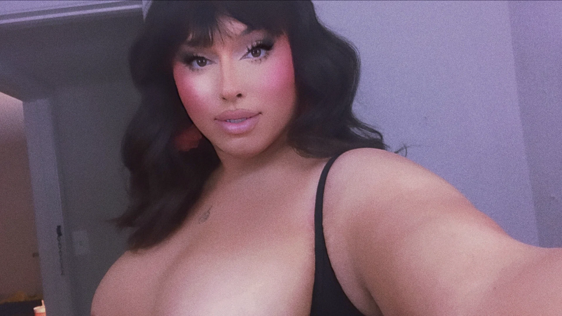 arielle profile banner