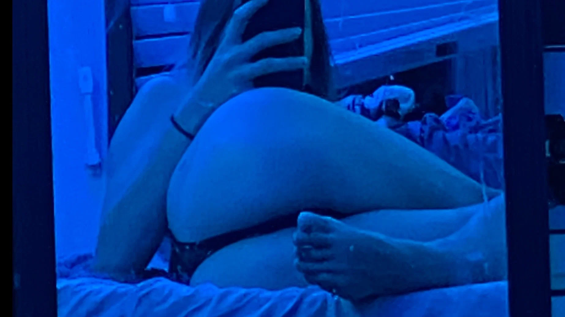 Bella Nova🦋💜 profile banner
