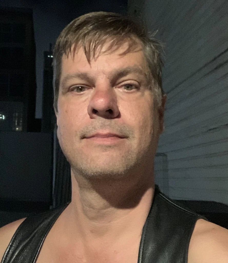 Christopher Wood's avatar
