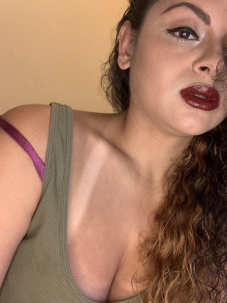 Nikki Jay's avatar