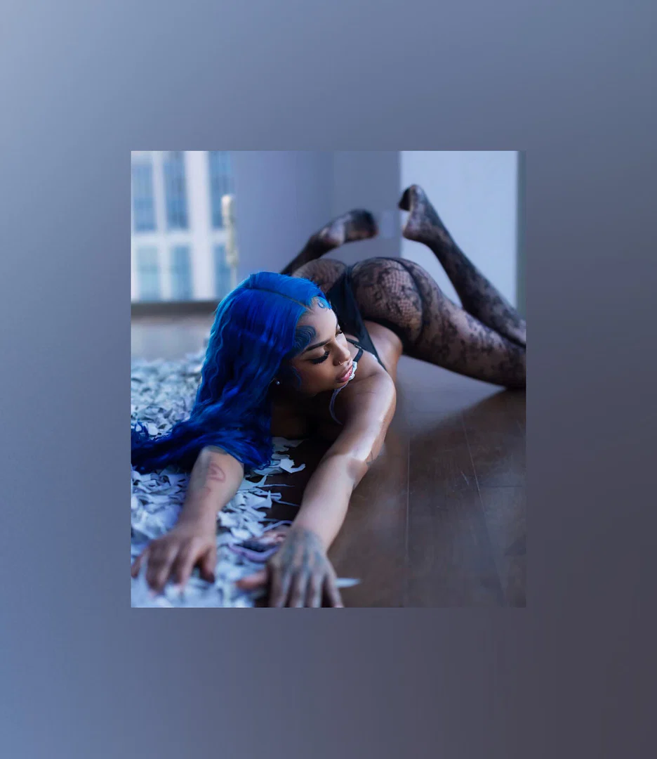 Amber Leaksss profile banner