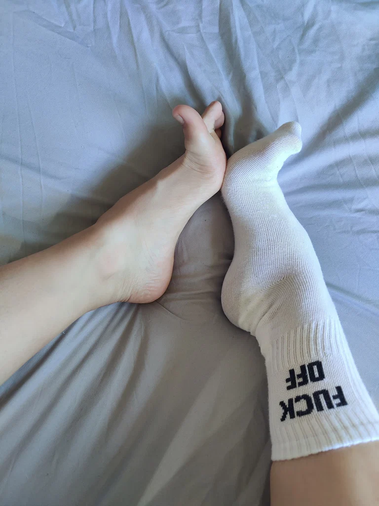 Little Niche Feet