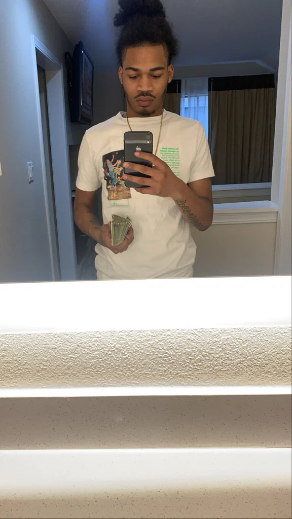 8KOREY🚷🎒's avatar