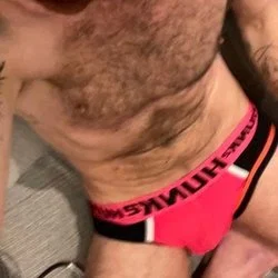 Josh Santina's avatar